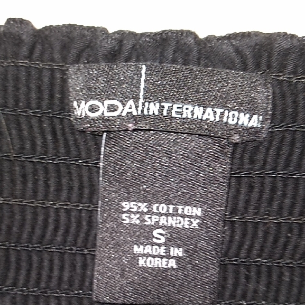 Moda International Black Ribbed Top - Picture 4 of 4